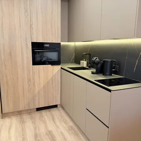 Takas I Jura With Terrace & Pool Appartement Palanga